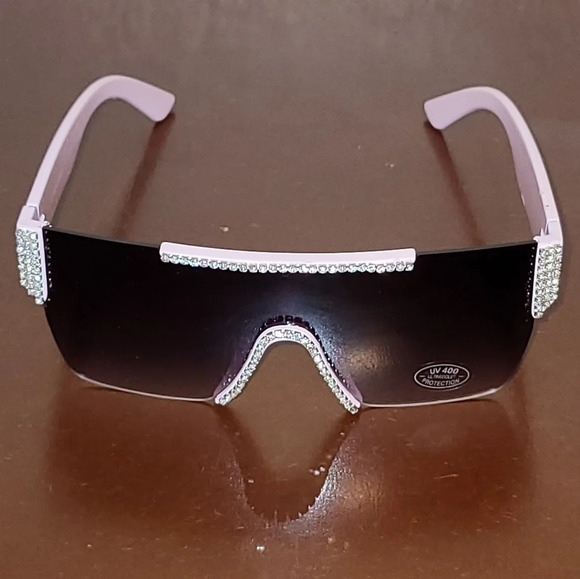 Women's Oversized Rhinestone Sunglasses - Picture 1 of 5